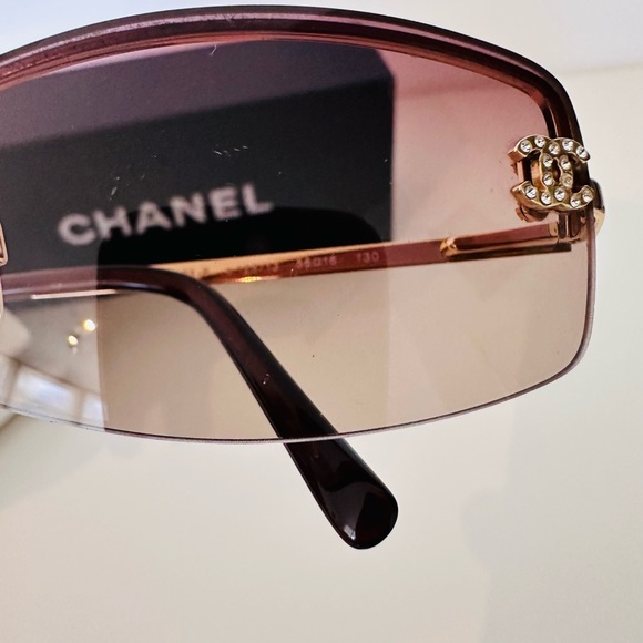 CHANEL VINTAGE SUNGLASSES crystal CC’s - Picture 11 of 16